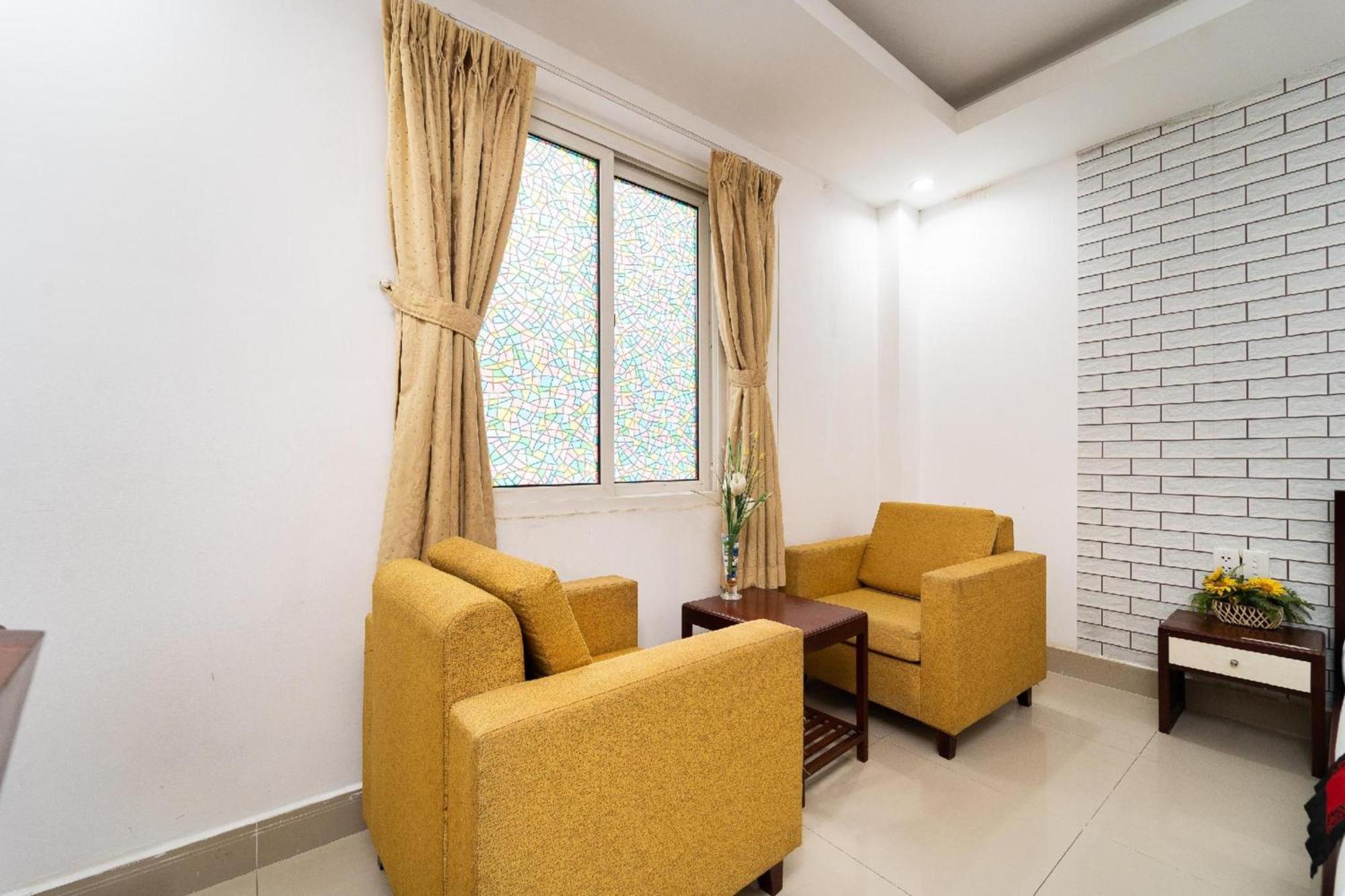 Cozi 5 Serviced * Ho Chi Minh City