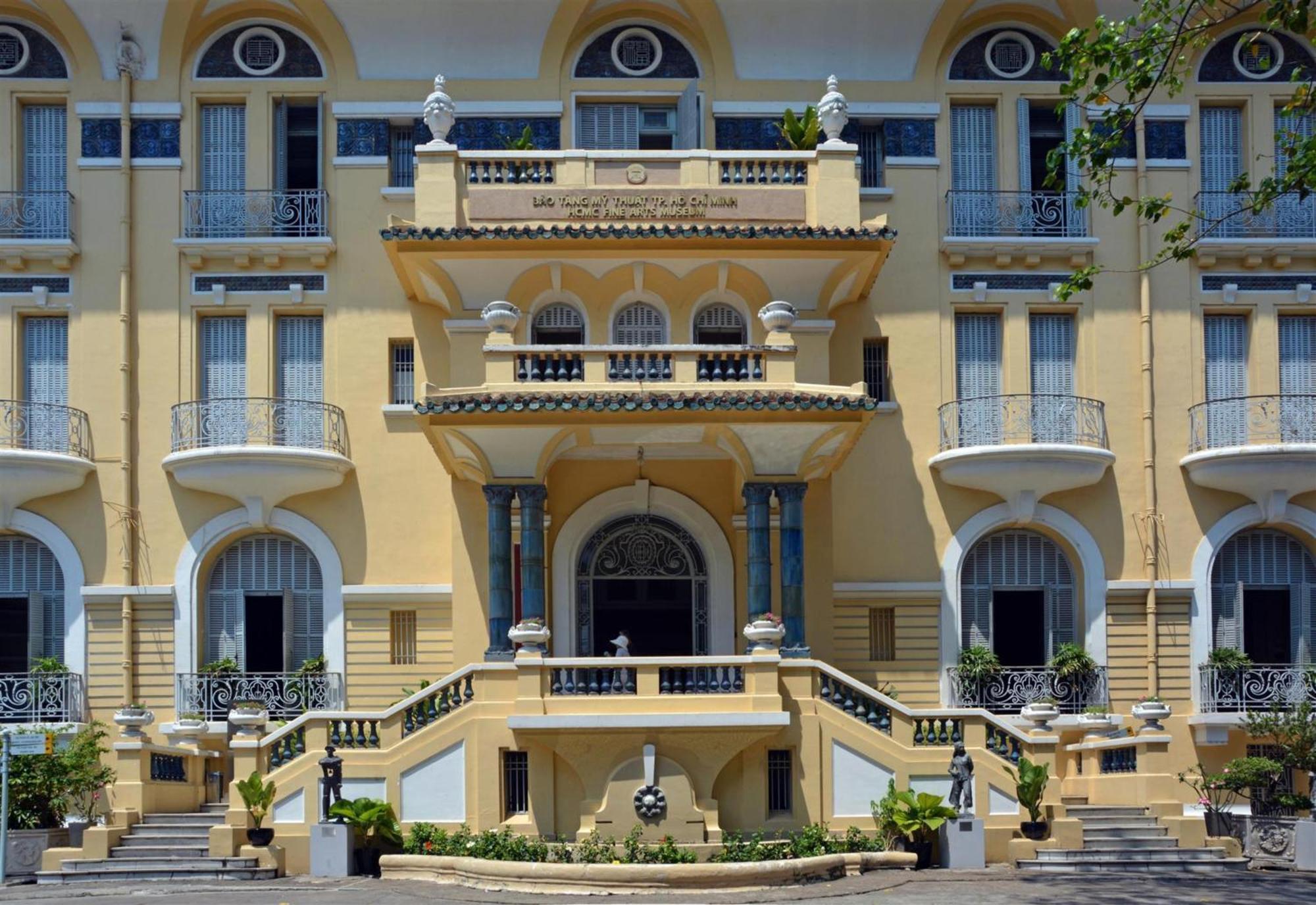 Cozi 5 Serviced * Ho Chi Minh City